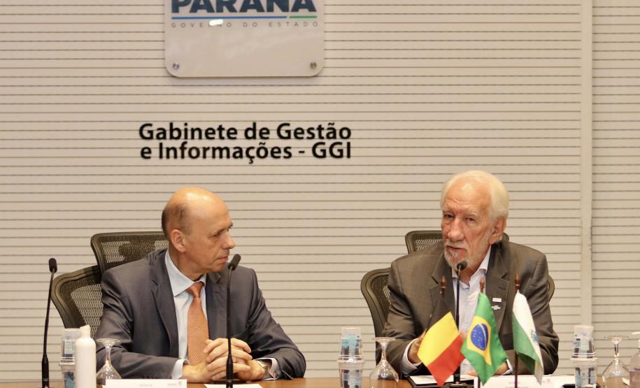 Darci Piana apresenta o Paraná ao embaixador da Bélgica no Brasil