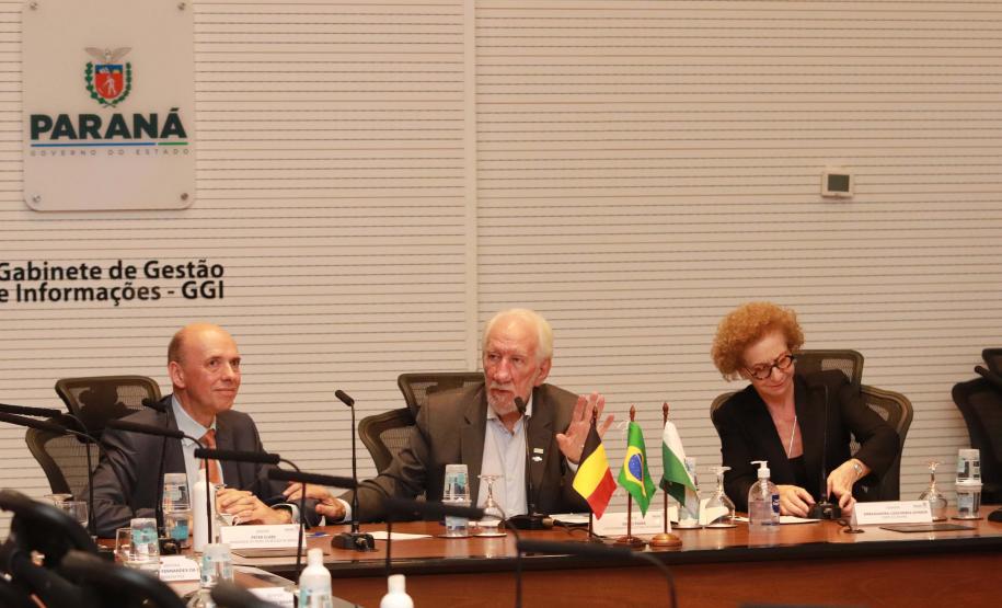 Darci Piana apresenta o Paraná ao embaixador da Bélgica no Brasil