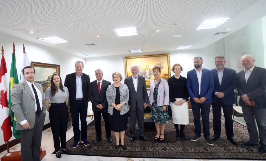 Paraná discute parcerias com Canadá em educação, agricultura e desenvolvimento sustentável