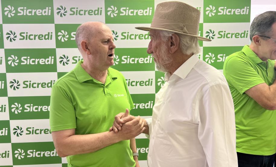 Darci Piana troca experiências sobre o setor agrícola em feira no Rio Grande do Sul