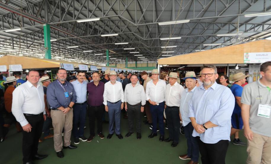 Darci Piana troca experiências sobre o setor agrícola em feira no Rio Grande do Sul