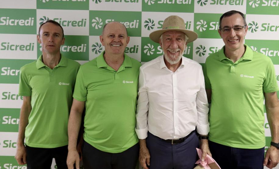 Darci Piana troca experiências sobre o setor agrícola em feira no Rio Grande do Sul