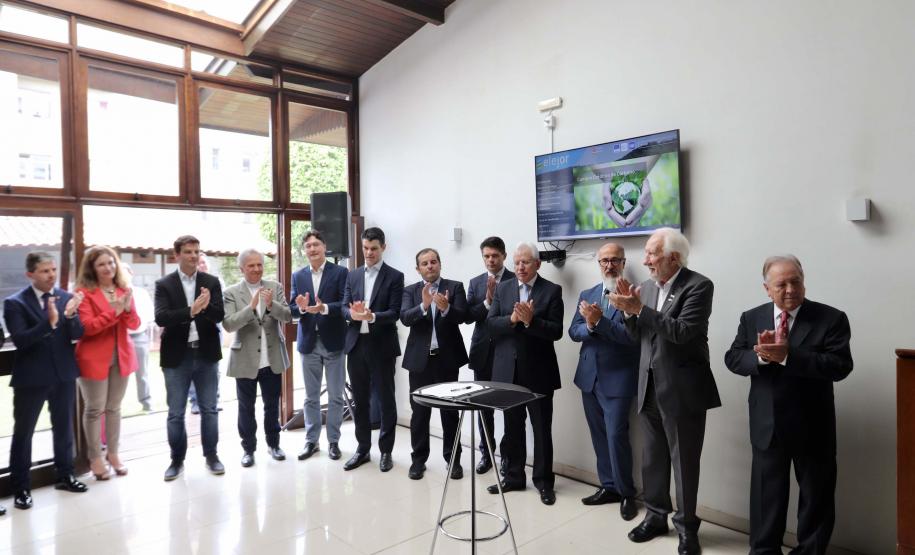 Piana destaca importância do setor elétrico durante a posse do novo presidente da Elejor