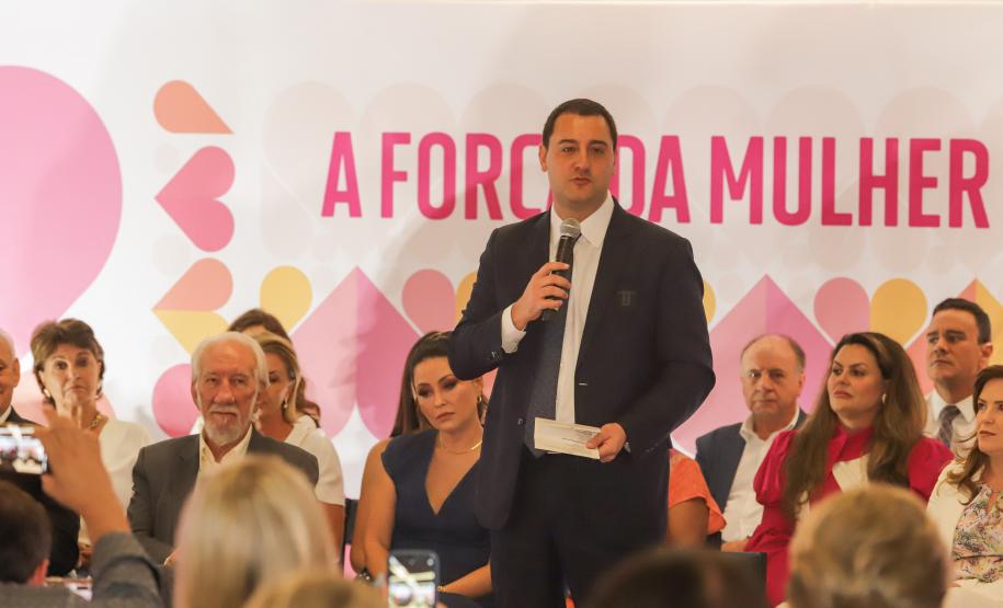 Ratinho Junior anuncia pacote de ações para proteção e valorização das mulheres