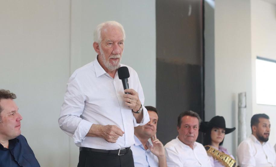 Na ExpoParanavaí, Piana diz que Paraná trabalha para abrir novos mercados para seus alimentos