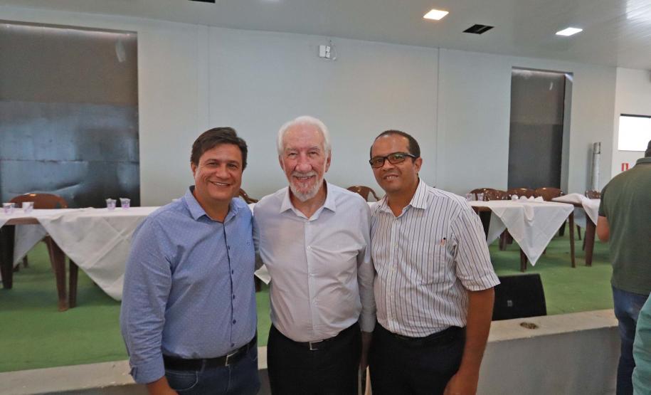 Na ExpoParanavaí, Piana diz que Paraná trabalha para abrir novos mercados para seus alimentos