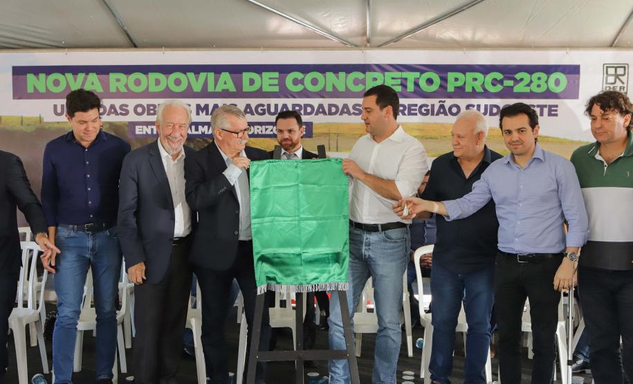 Sonho realizado: governador entrega nova PRC-280, revitalizada com concreto
