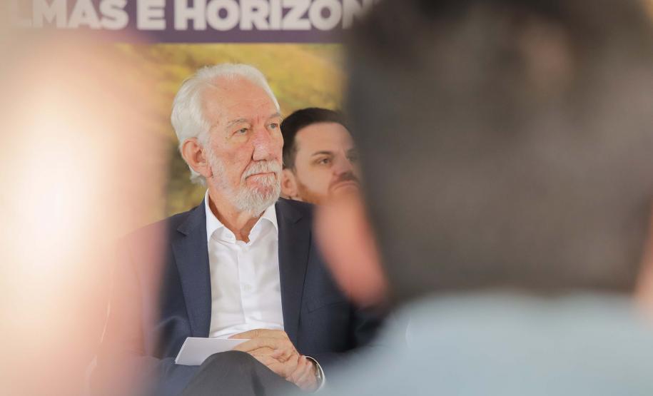 Sonho realizado: governador entrega nova PRC-280, revitalizada com concreto