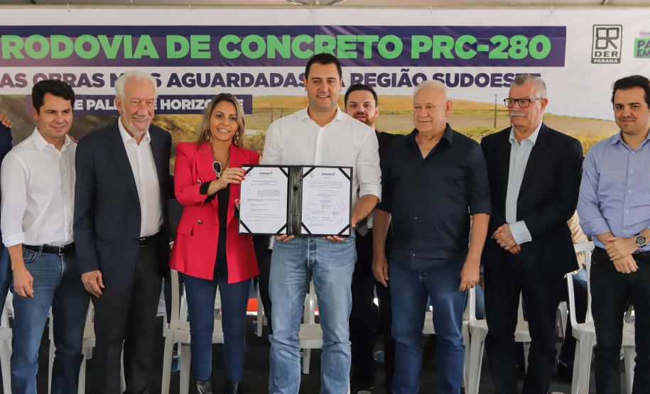 Sonho realizado: governador entrega nova PRC-280, revitalizada com concreto