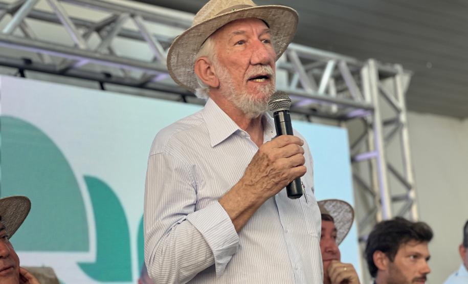 Darci Piana exalta importância da agroindústria do Paraná durante visita à ExpoUmuarama