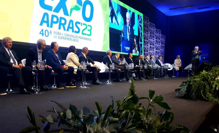 Na abertura da ExpoApras, Piana exalta importância do comércio mercadista paranaense