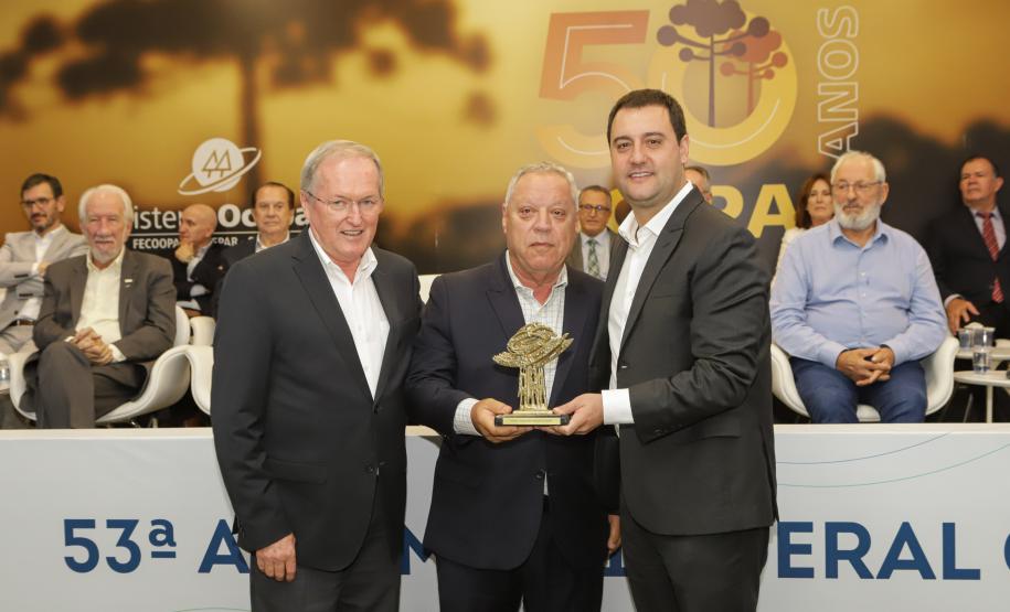 Na Ocepar, governador destaca a importância das cooperativas para o Paraná