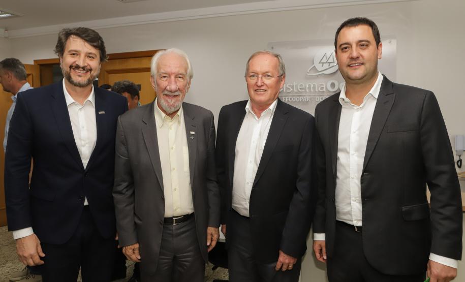 Na Ocepar, governador destaca a importância das cooperativas para o Paraná