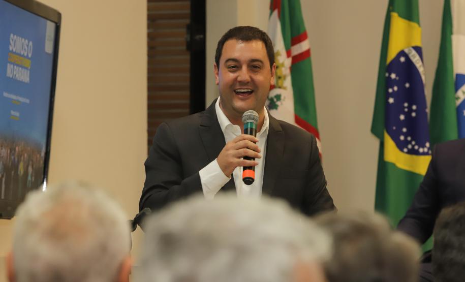 Na Ocepar, governador destaca a importância das cooperativas para o Paraná