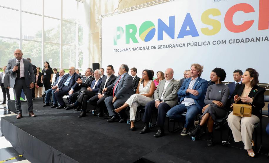 Paraná recebe viaturas do Ministério da Justiça para coibir violência contra a mulher