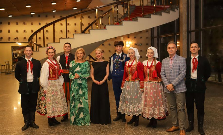 Tradições e cultura: Teatro Guaíra tem apresentação inédita da companhia polonesa Śląsk