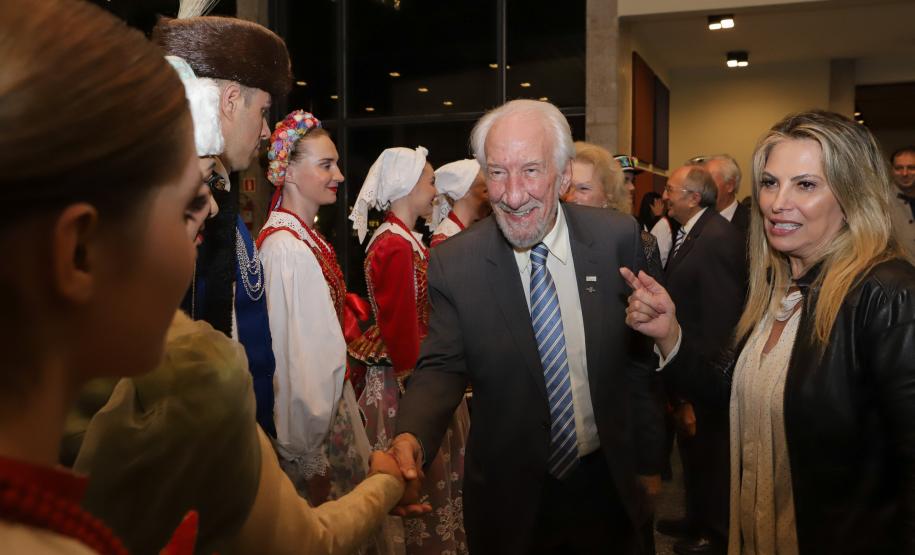 Tradições e cultura: Teatro Guaíra tem apresentação inédita da companhia polonesa Śląsk