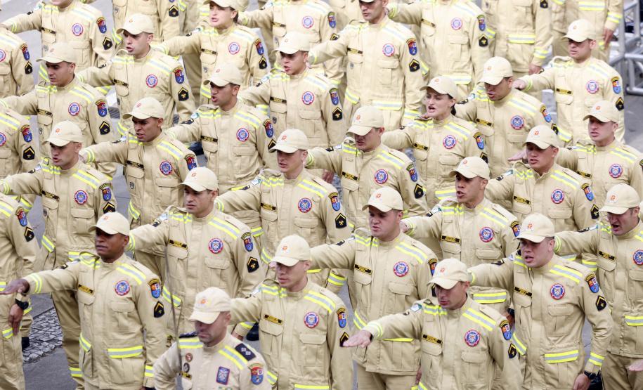 Maior contratação da década, mais 419 bombeiros se formam para atuar em todo o Paraná