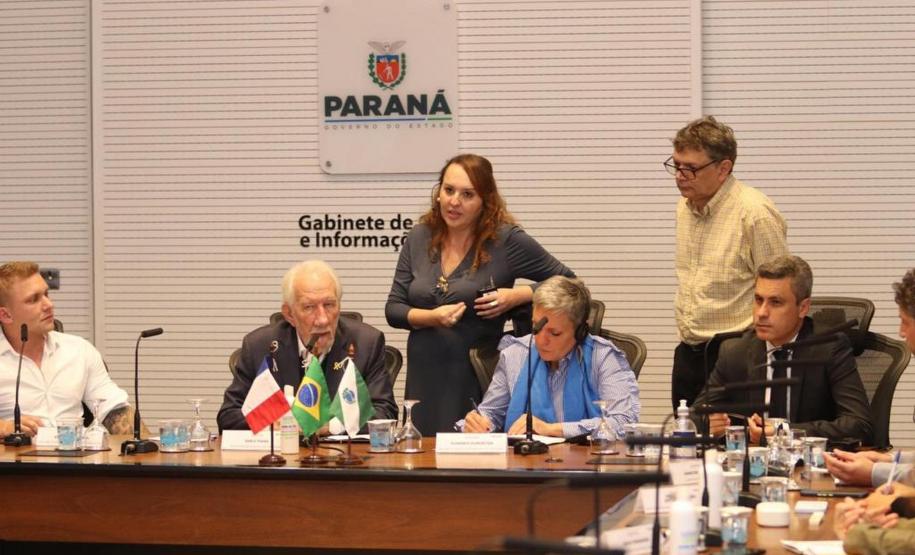 Rede de Agências do Trabalhador do Paraná é apresentada a técnicos de Agência Francesa