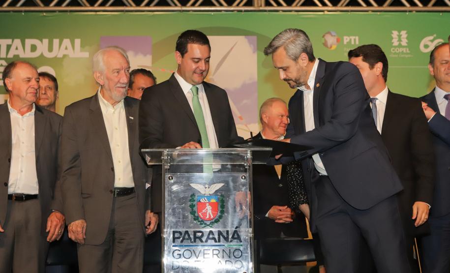 Paraná organiza cadeia para liderar produção de hidrogênio renovável no Brasil