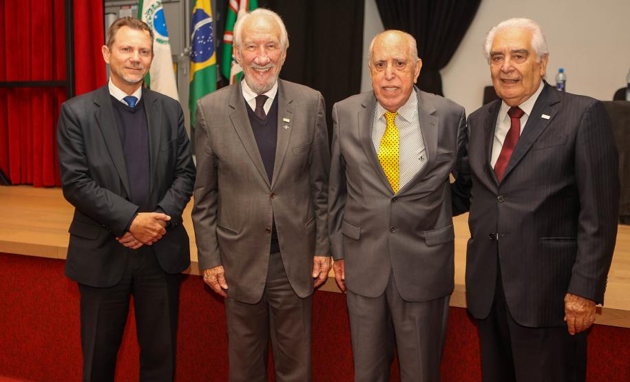 Piana apresenta ações do Estado a empresários durante evento das 100 maiores S/A do Paraná