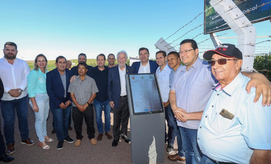 Piana inaugura obras de pavimentação, praças e anuncia novos investimentos para Jesuítas