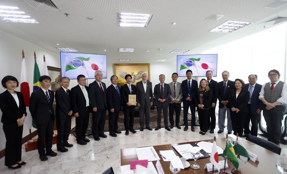 Piana recebe comitiva de Kakogawa e reforça laços de amizade do Paraná com o Japão