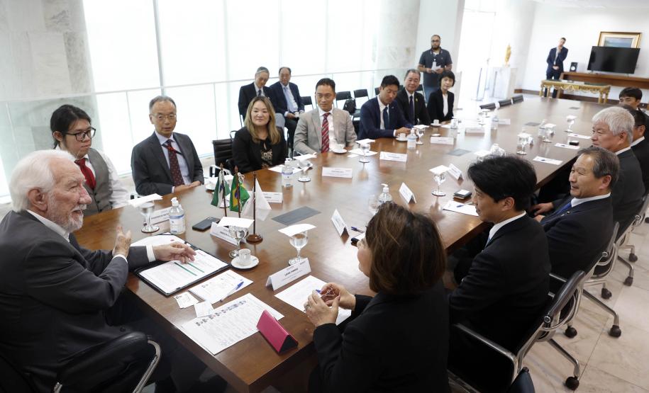 Piana recebe comitiva de Kakogawa e reforça laços de amizade do Paraná com o Japão