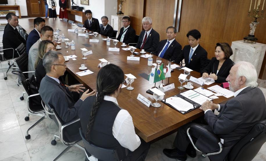 Piana recebe comitiva de Kakogawa e reforça laços de amizade do Paraná com o Japão