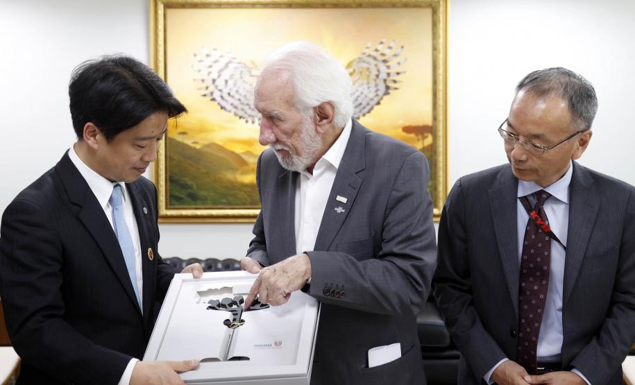 Piana recebe comitiva de Kakogawa e reforça laços de amizade do Paraná com o Japão