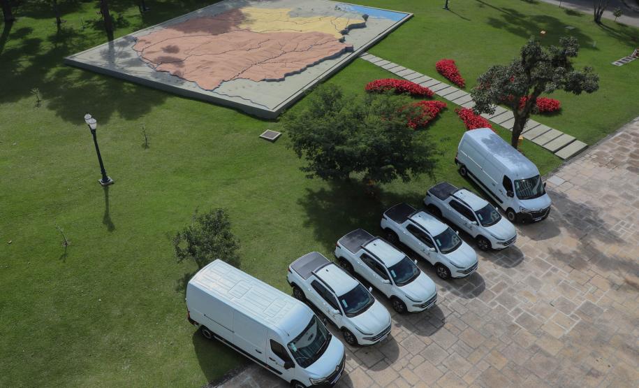 Paraná lança campanha Maio Amarelo com ações educativas e entrega de veículos ao Detran