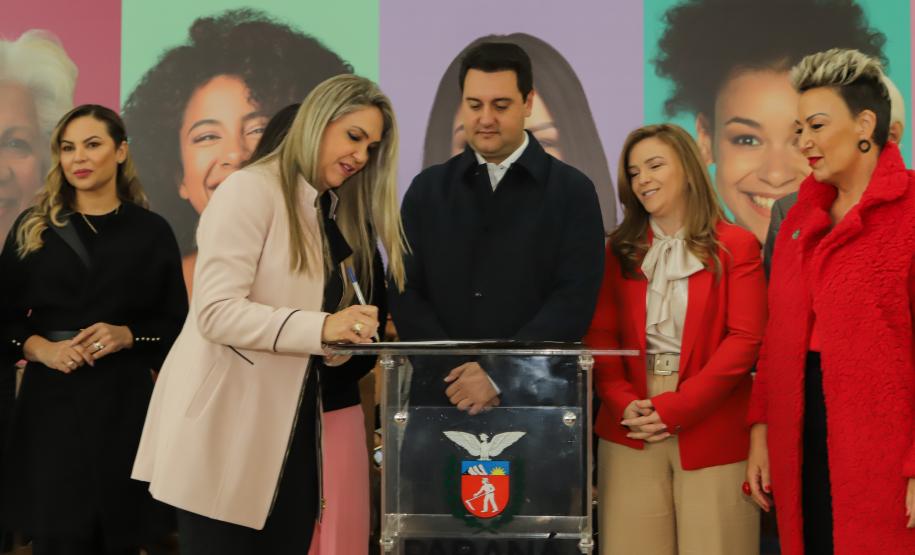 Para fortalecer políticas públicas, Estado lança Caravana Paraná Unido Pelas Mulheres