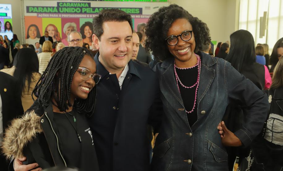 Para fortalecer políticas públicas, Estado lança Caravana Paraná Unido Pelas Mulheres