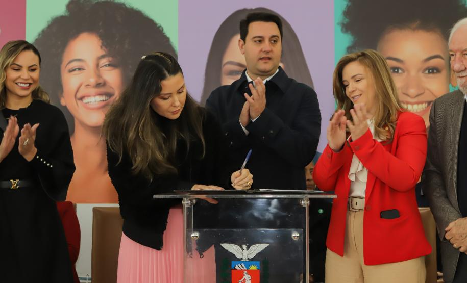 Para fortalecer políticas públicas, Estado lança Caravana Paraná Unido Pelas Mulheres