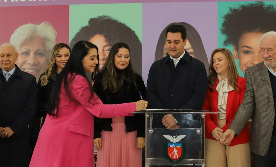 Para fortalecer políticas públicas, Estado lança Caravana Paraná Unido Pelas Mulheres