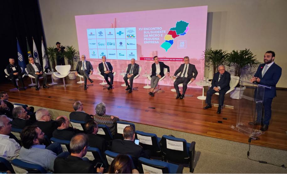 Paraná reforça compromisso de facilitar trabalho das micro e pequenas empresas