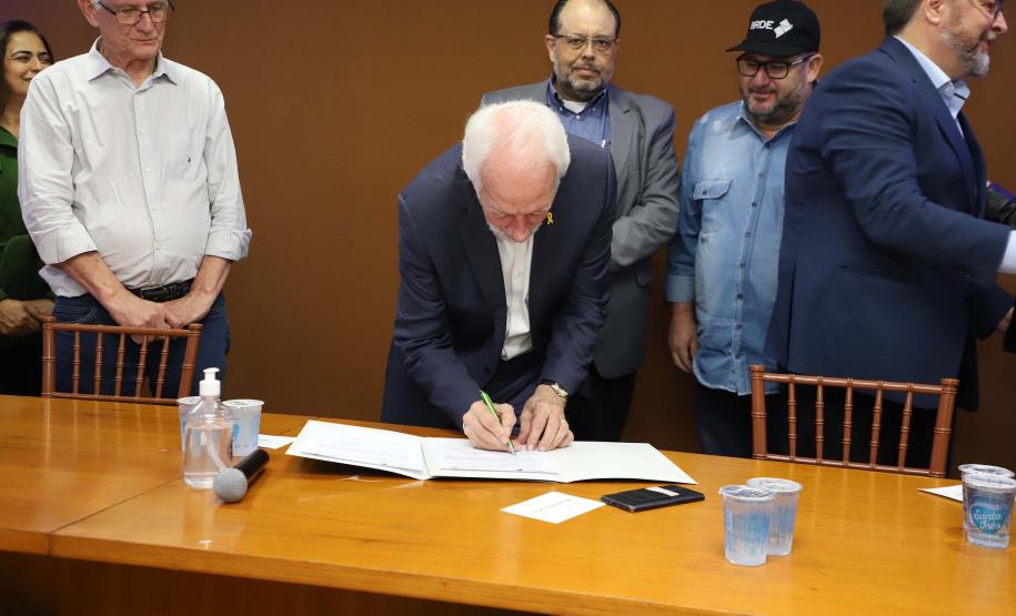 BRDE libera R$ 49 milhões para empresas de Maringá e região expandirem seus negócios