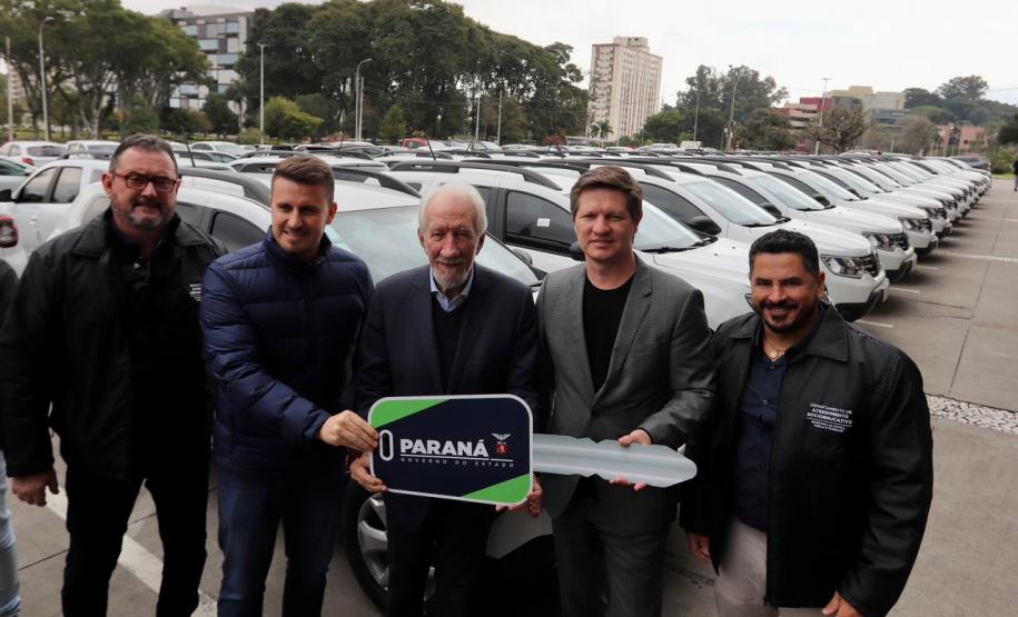 Governo do Estado entrega 30 novos veículos para o sistema de socioeducação