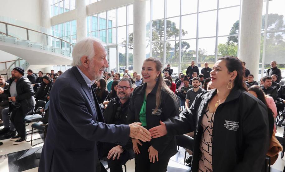 Governo do Estado entrega 30 novos veículos para o sistema de socioeducação