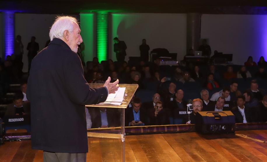 Com wif-fi público e juro zero para inovação, Governo apresenta projetos da área no Connect Week