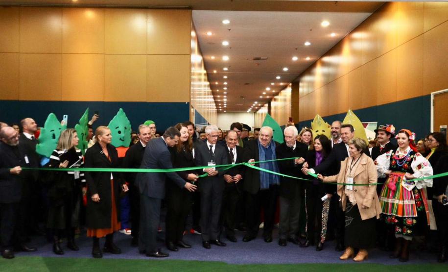 Governo do Paraná lança Guia de Boas Práticas para expandir turismo sustentável