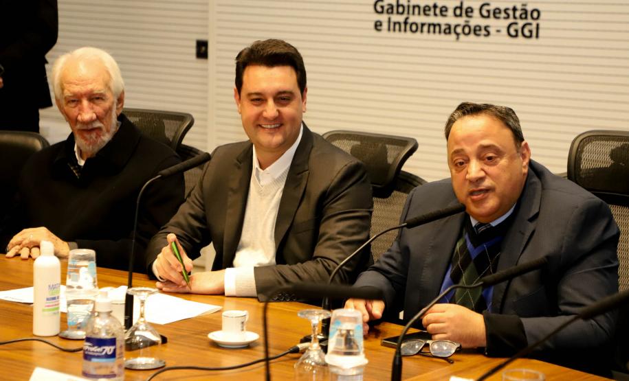 Estado e BRDE lançam programa de R$ 500 milhões para cidades com mais de 80 mil habitantes