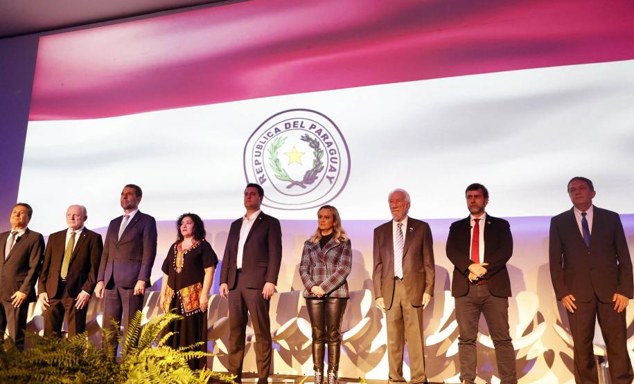 Governador apresenta potenciais turísticos do Paraná na abertura do Festival das Cataratas