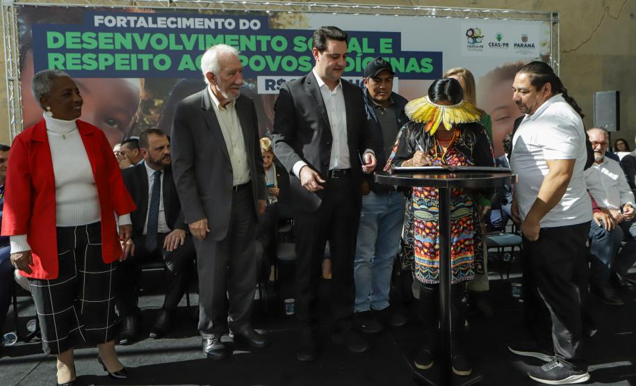 Governador anuncia Conferência Estadual dos Povos Indígenas e R$ 7 milhões para proteção social
