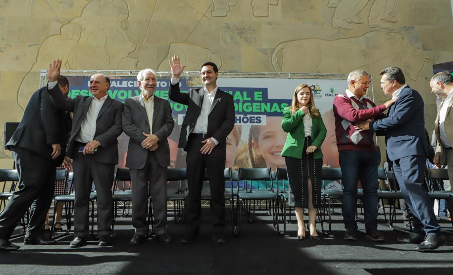 Estado amplia investimentos em assistência social e reforça ações da área em mais 140 municípios