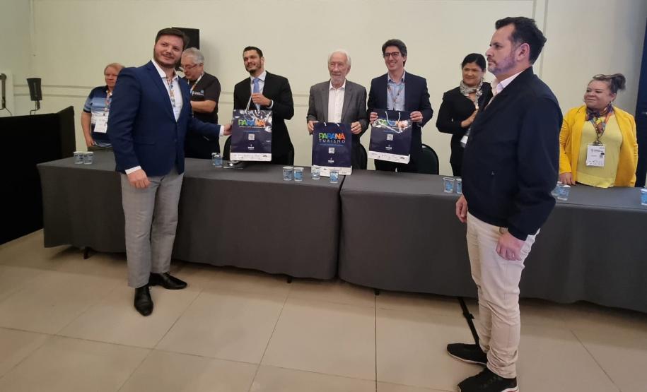 Estado apresenta potenciais turísticos a agentes de viagens do Paraguai no Festival das Cataratas