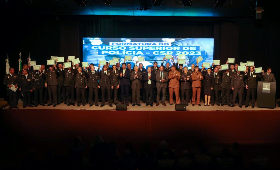 Estratégia e gestão: curso superior de polícia forma 35 oficiais da PM e dos Bombeiros