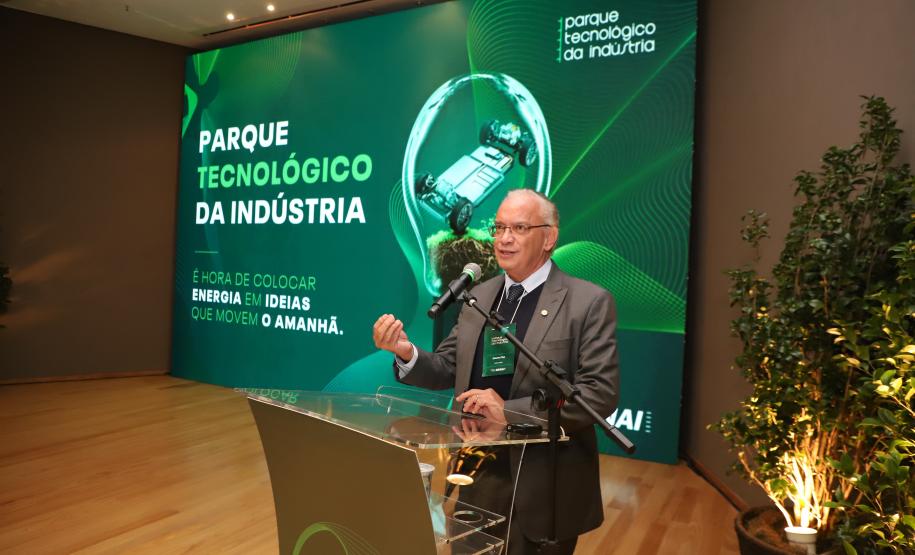 Piana ressalta importância da indústria no lançamento do Parque Tecnológico do setor