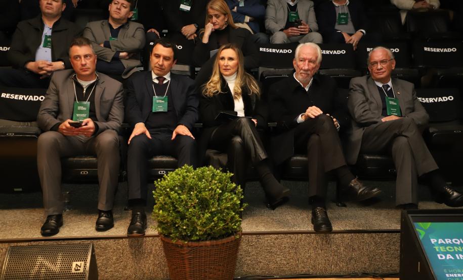 Piana ressalta importância da indústria no lançamento do Parque Tecnológico do setor