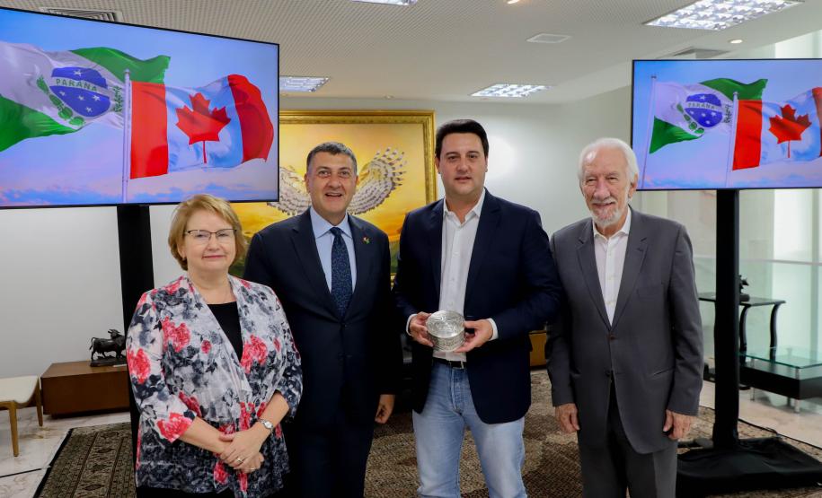 Governador recebe embaixador do Canadá no Brasil e reforça parceria em áreas estratégicas